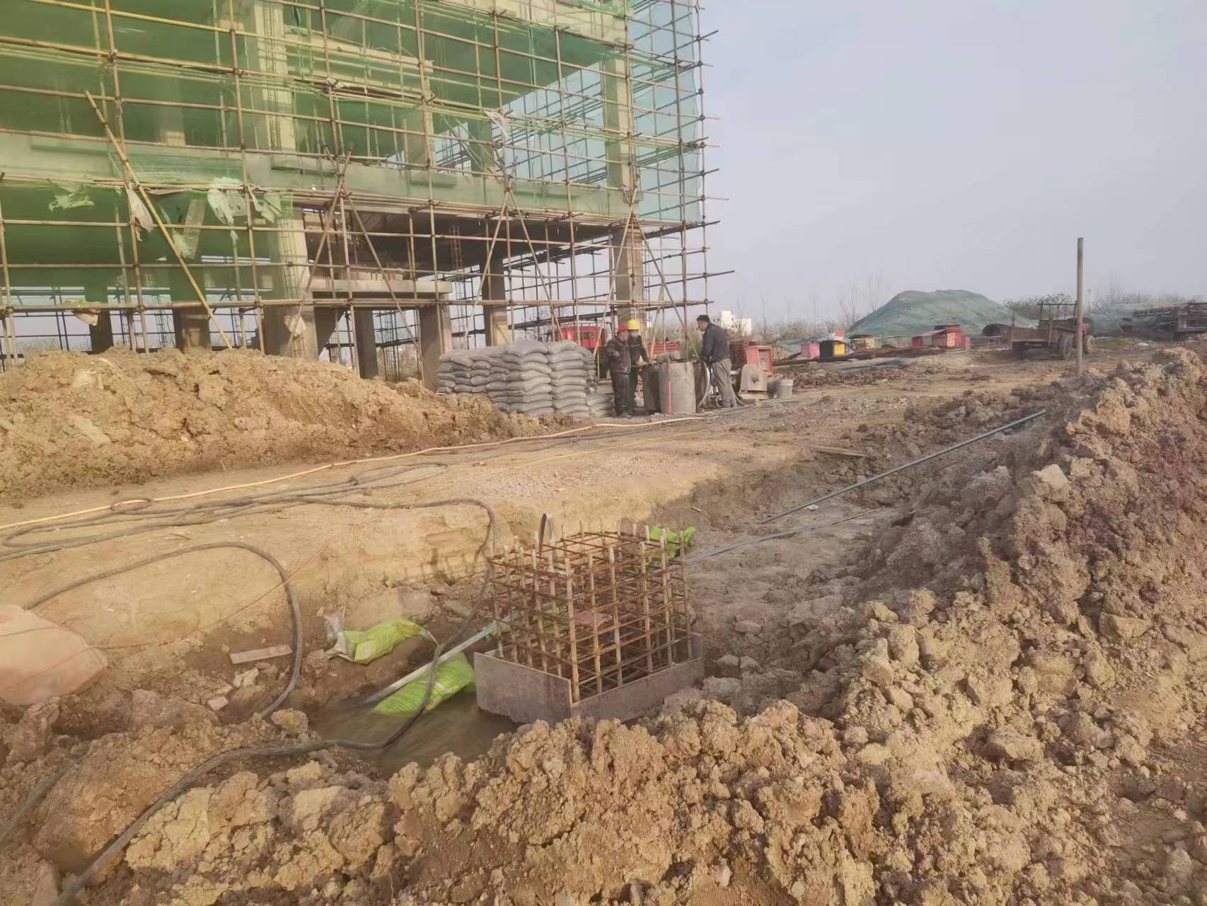 天台当桥梁出现裂缝的时候应该及时加固修补